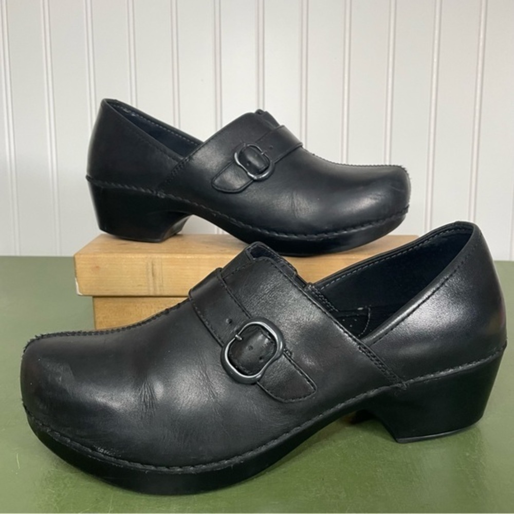 Dansko TAMARA Pro Clogs/Shoes w Buckled Monk Strap in Black Leather